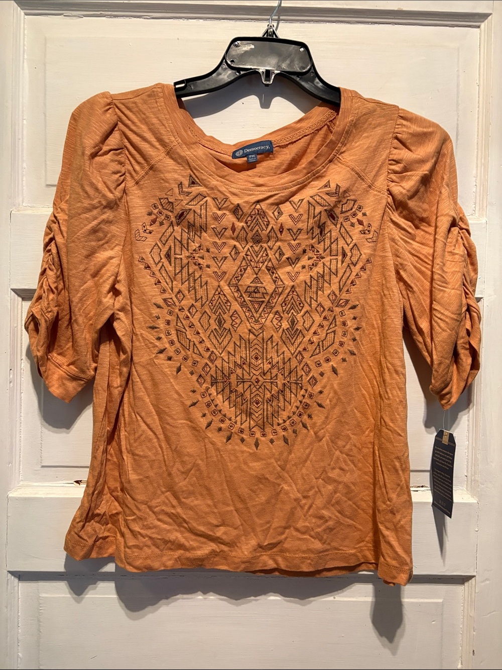 Democracy Women's Rust Orange Embroidered Short Sleeve Top